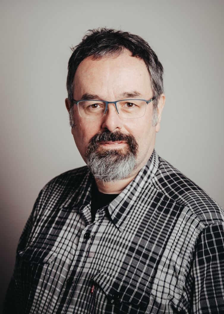 Dr. Günther Razesberger